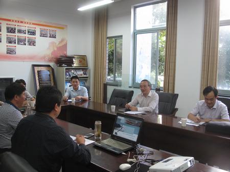 陈新华一行来理学院调研和指导工作