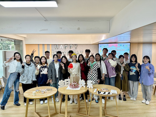 集体合影（学生+老师）-